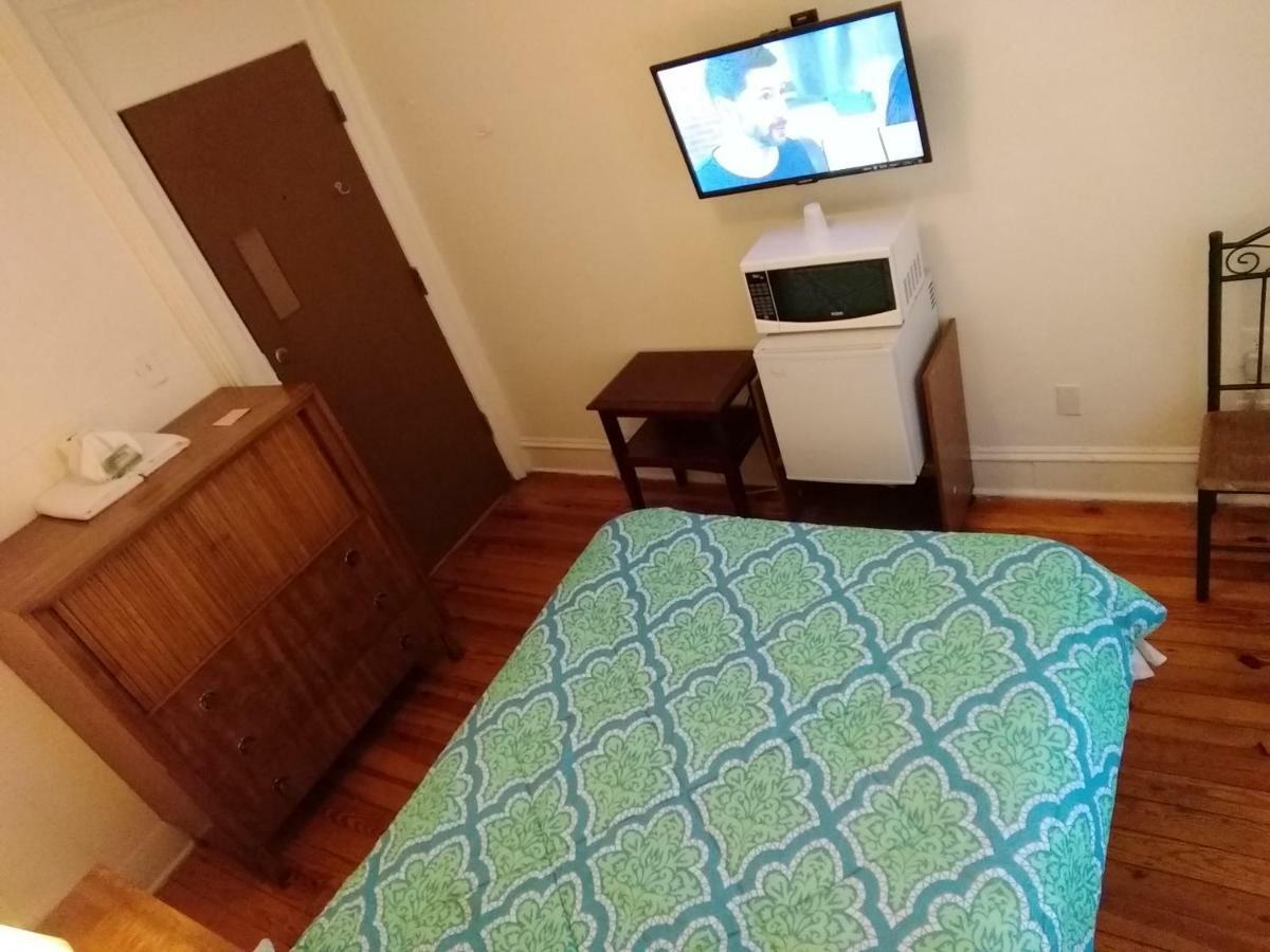 Cappuccio Hotel Keansburg Extérieur photo